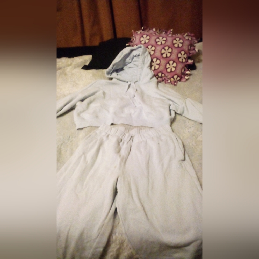 Crop top sweat shirt and matching pants
